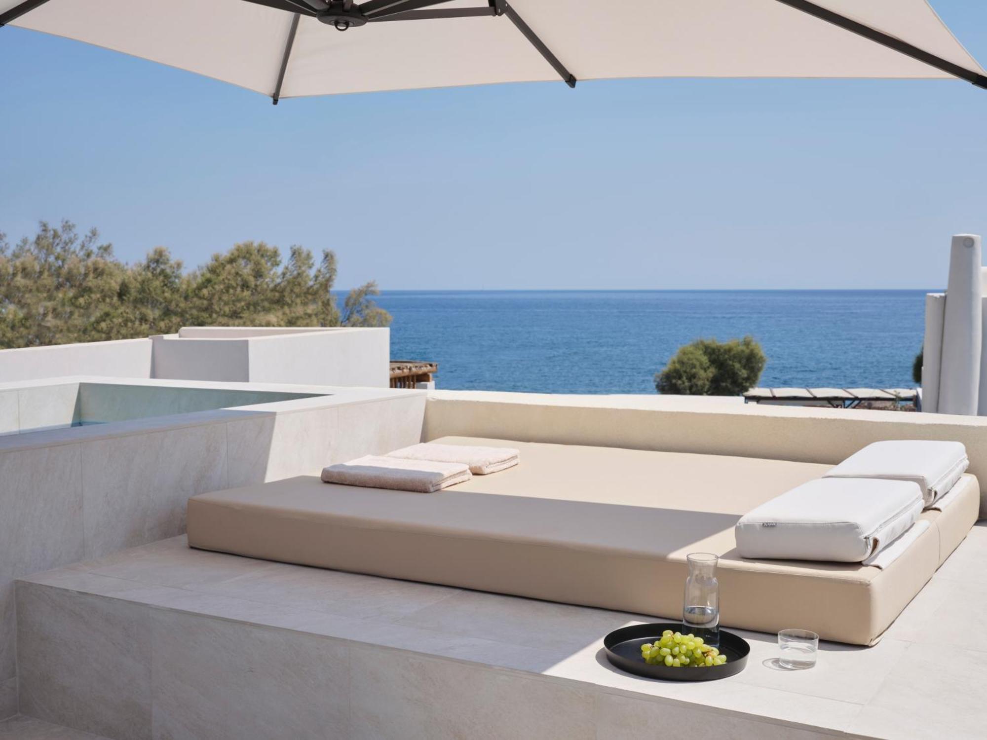 Heyday Luxury Suites Perissa  Eksteriør billede