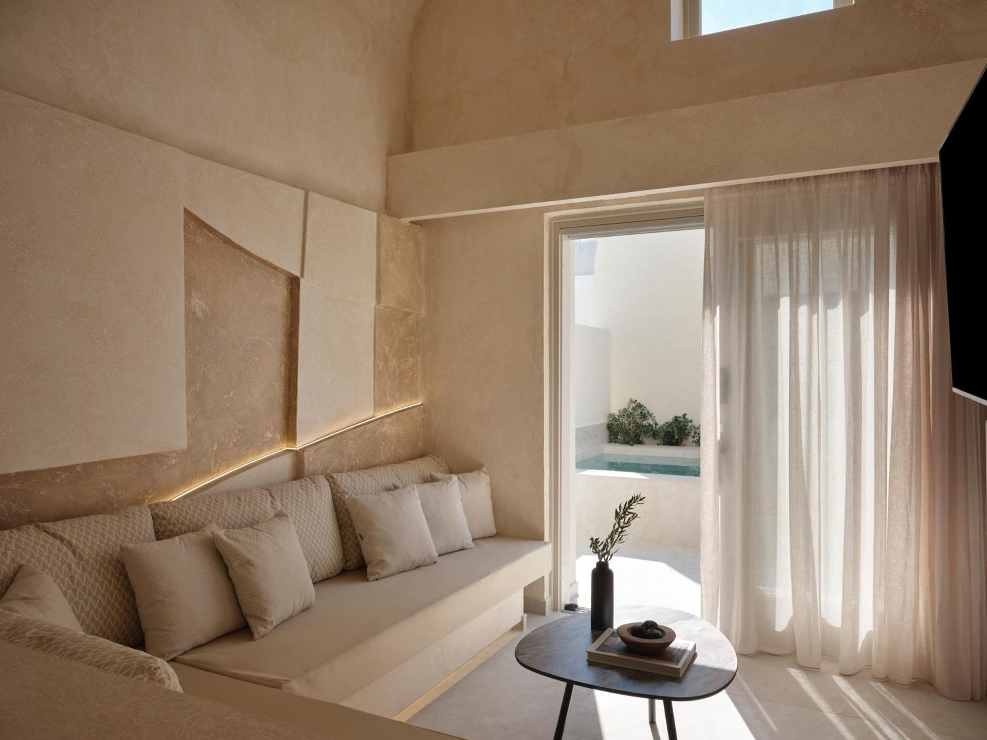 Heyday Luxury Suites Perissa  Eksteriør billede