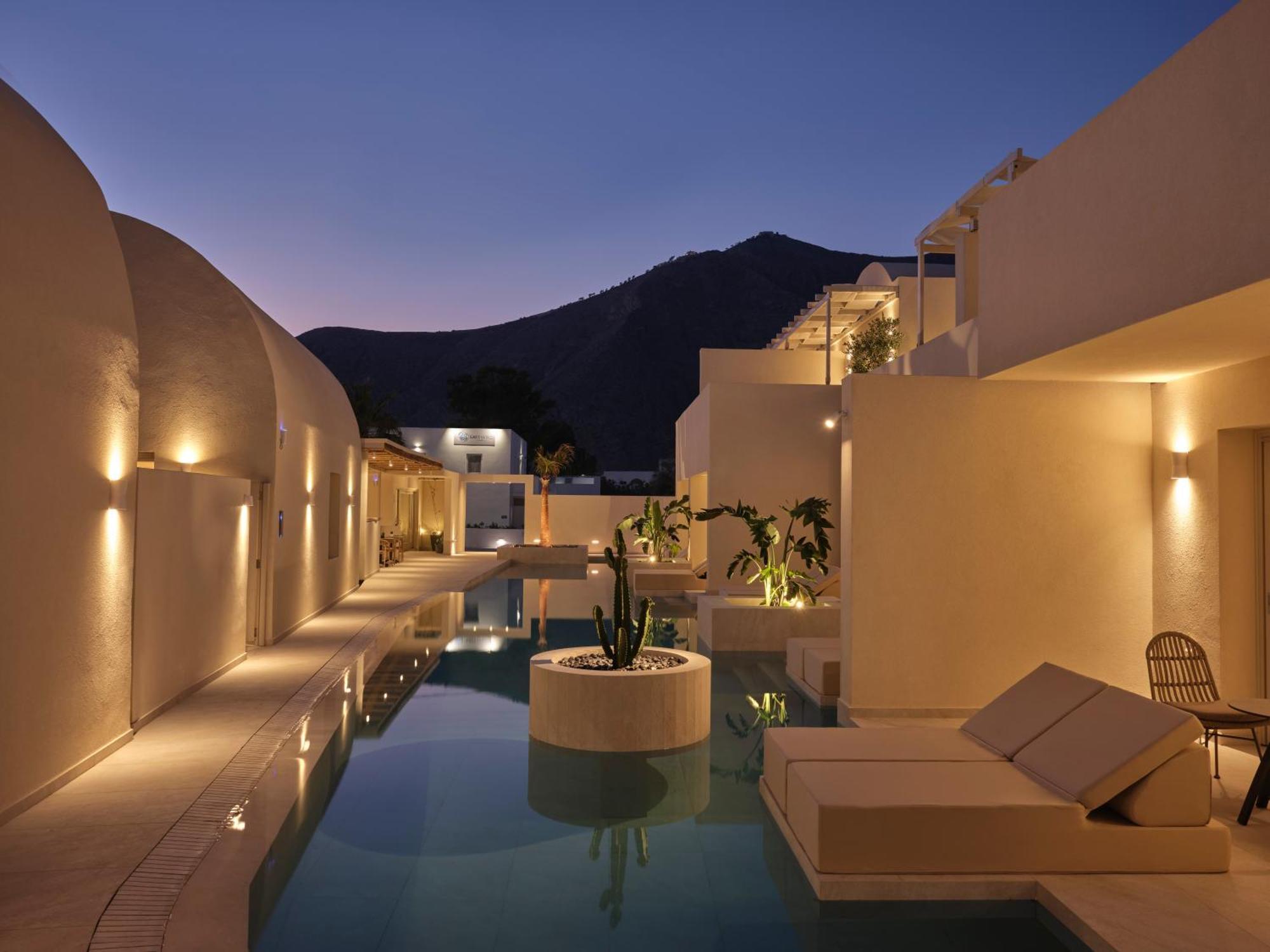 Heyday Luxury Suites Perissa  Eksteriør billede