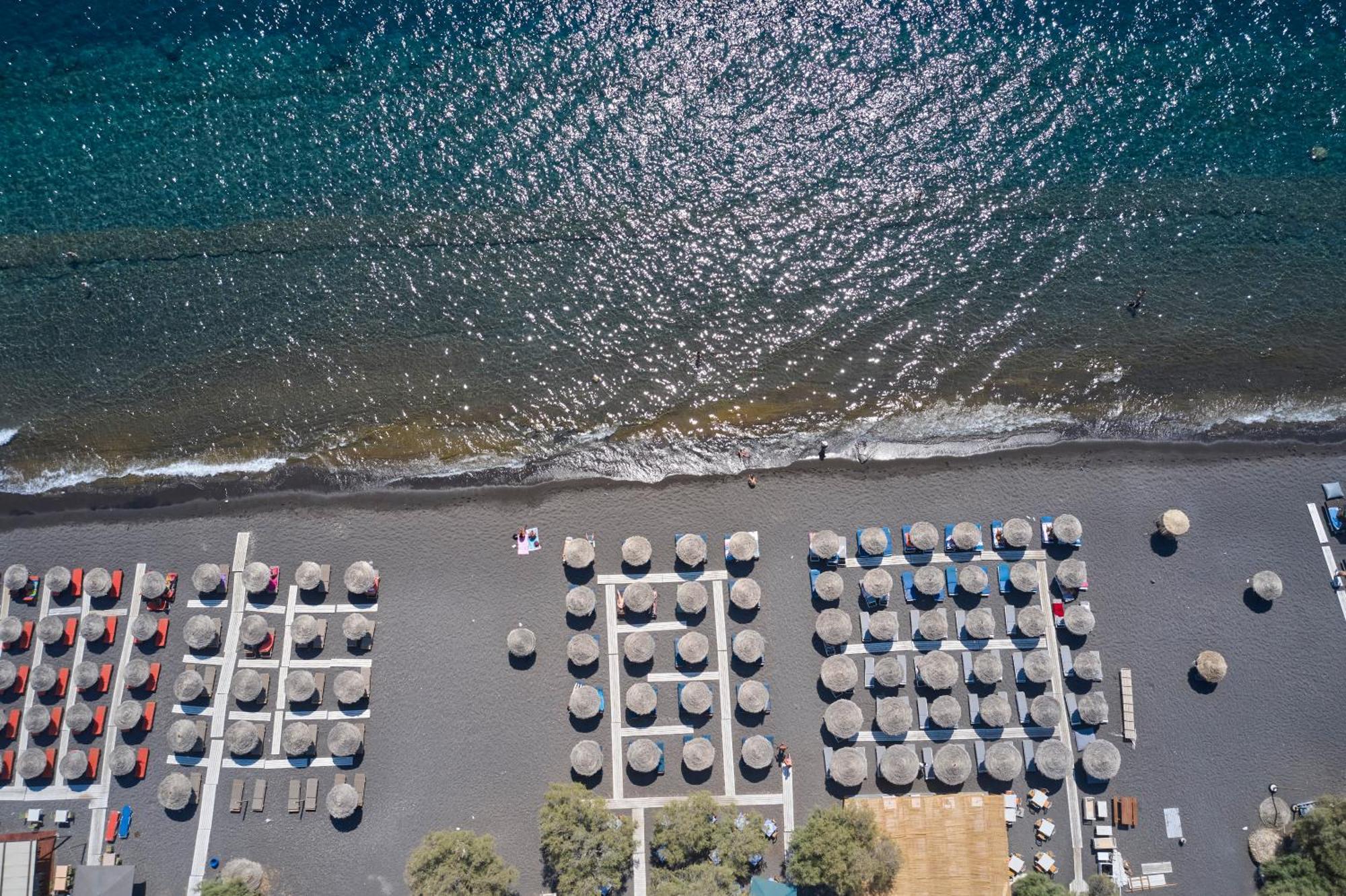 Heyday Luxury Suites Perissa  Eksteriør billede