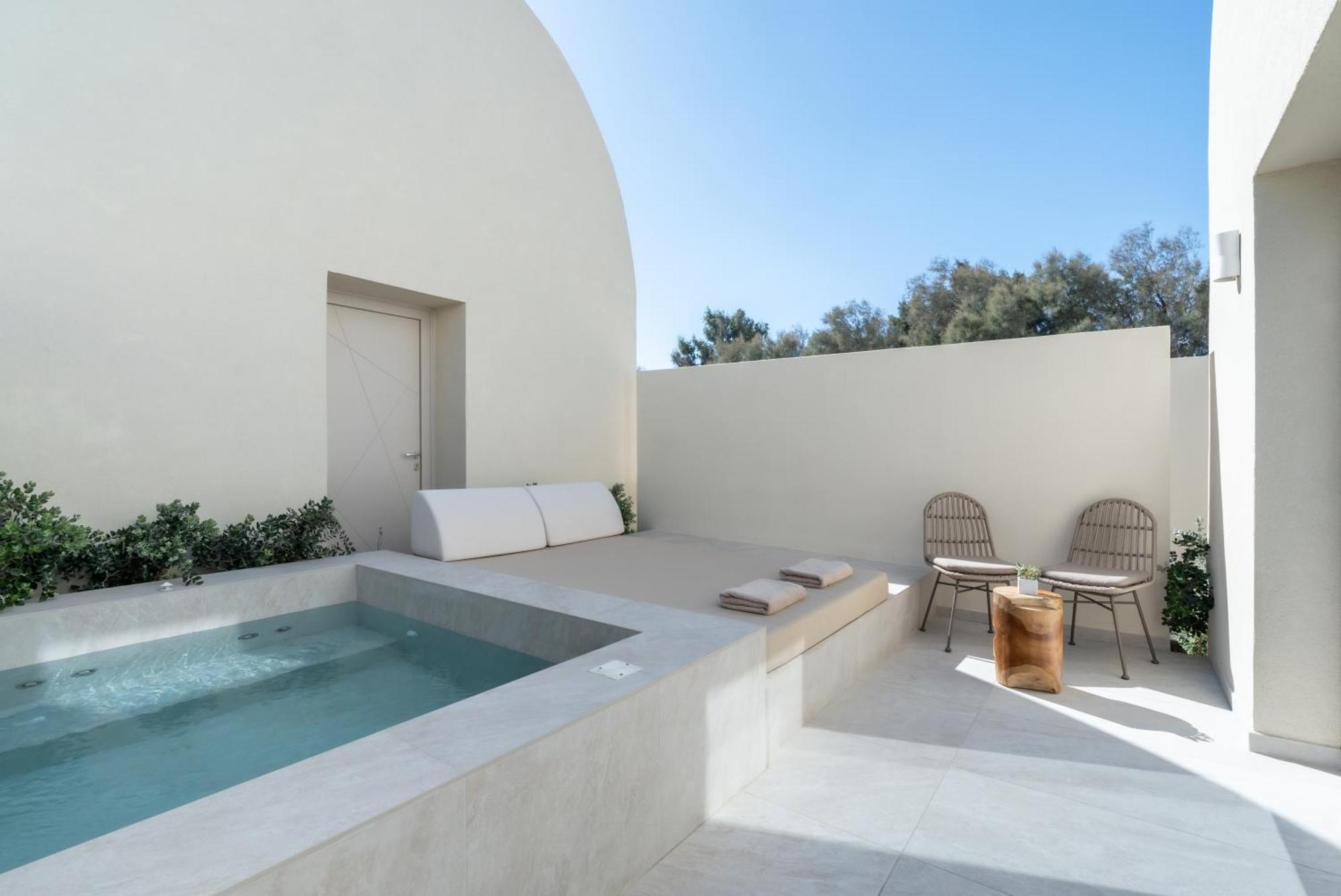 Heyday Luxury Suites Perissa  Eksteriør billede